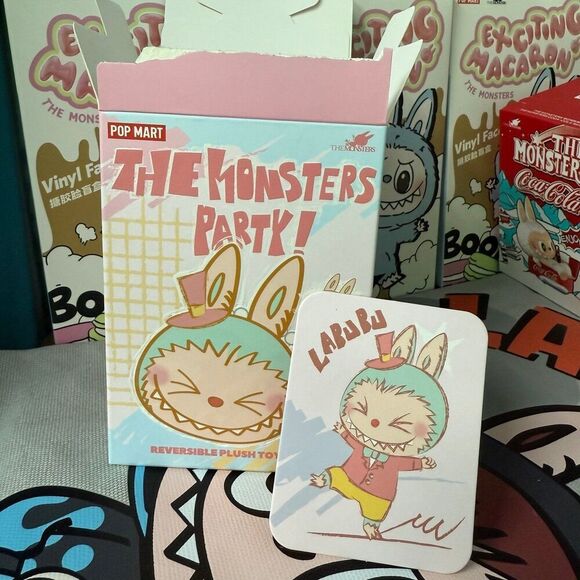 Pop MART THE MONSTERS Labubu Party Series - Reversible Plush - Picture 1 of 2